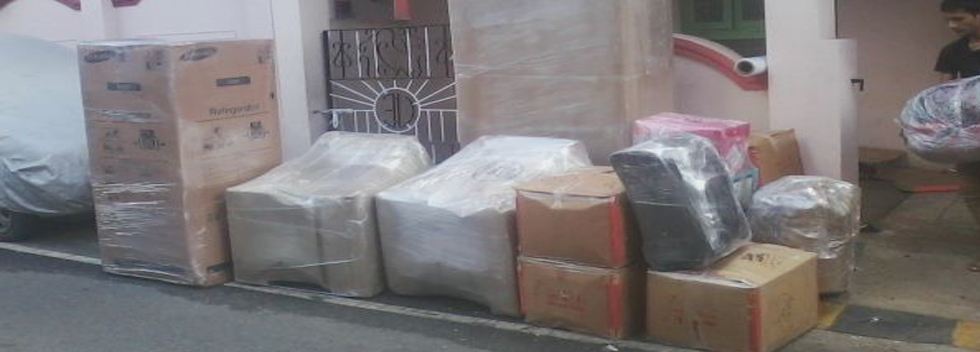 packing moving